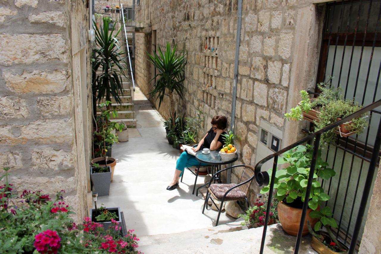 Street Garden Apartment Hvar Town Zewnętrze zdjęcie